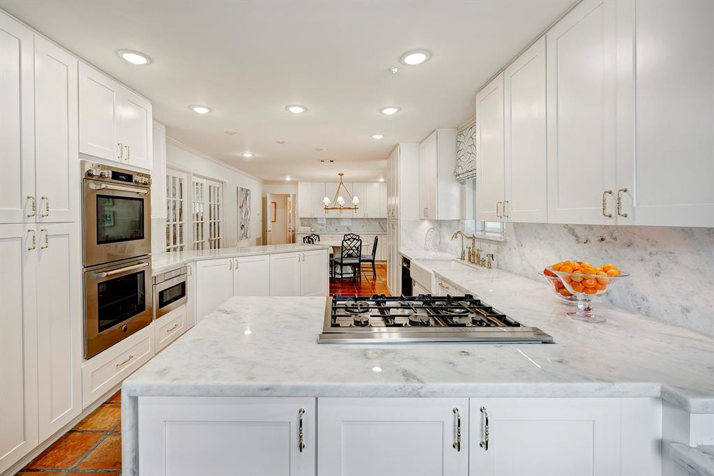 6213 Meadow Lake Lane