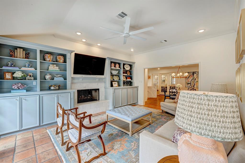 6213 Meadow Lake Lane