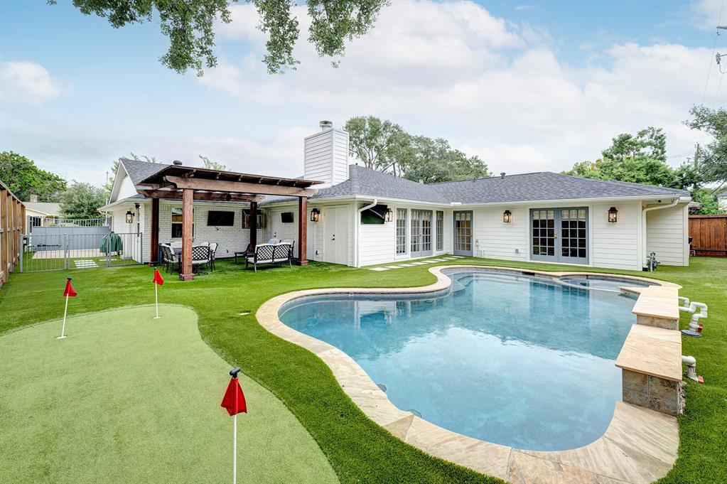 6213 Meadow Lake Lane