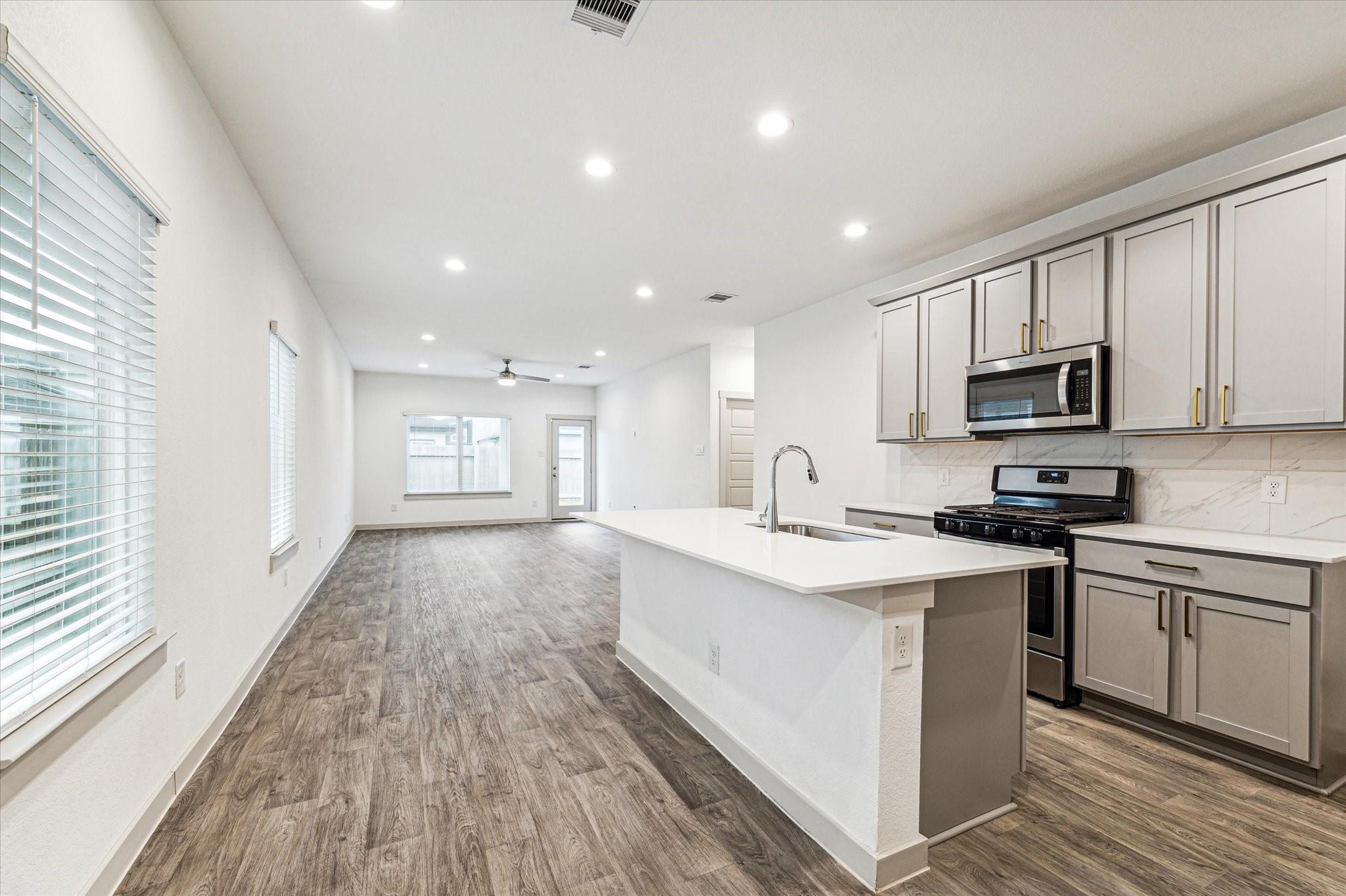 3004 Ludgate Hill Lane