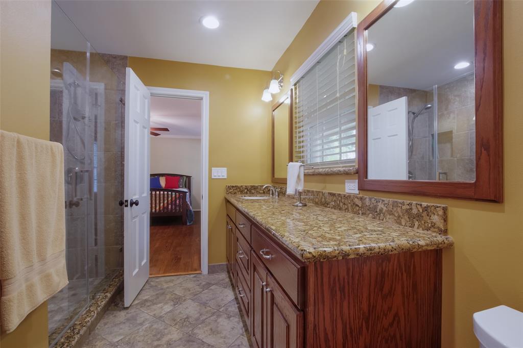 655 W Forest Drive