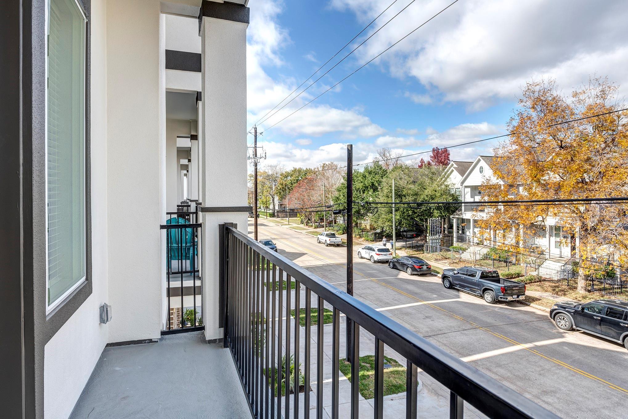 1304 W 23rd Street