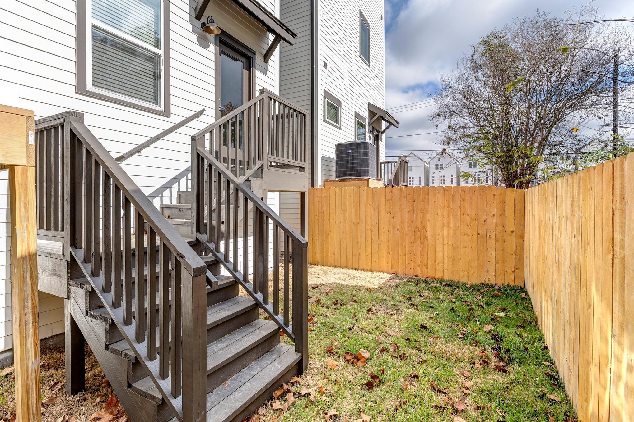 1304 W 23rd Street