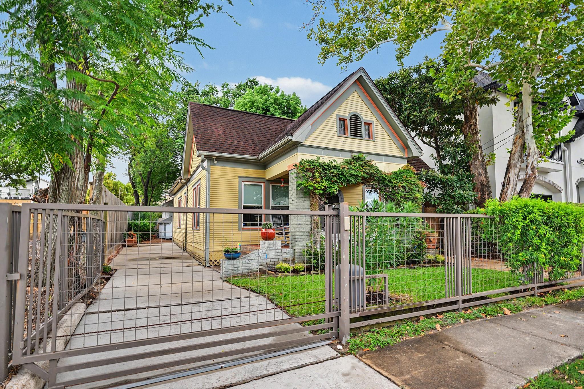 1309 Willard Street