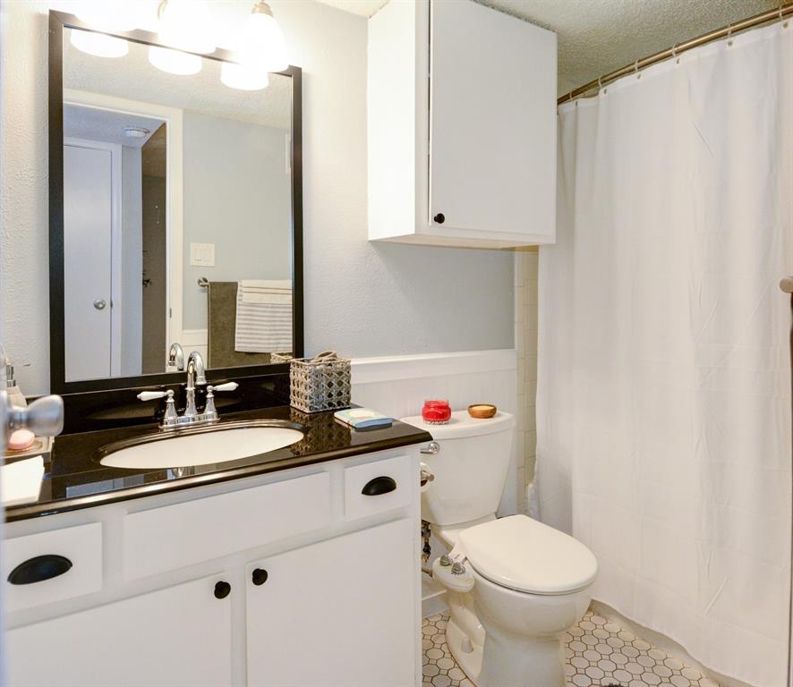 12550 Whittington Drive Unit: 8/811