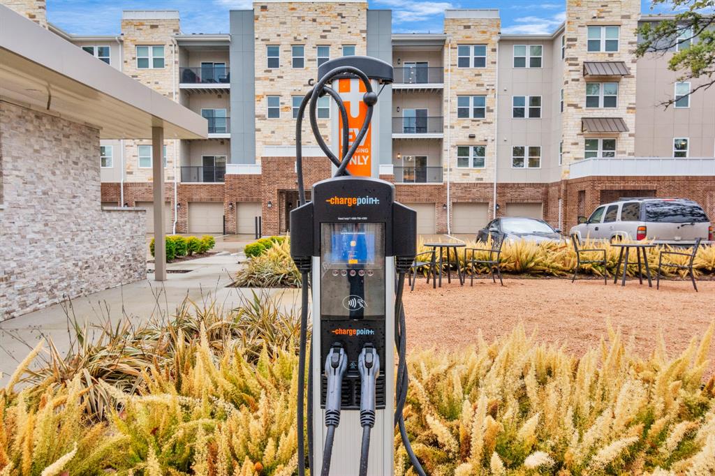 6804 Westview Drive # 3204