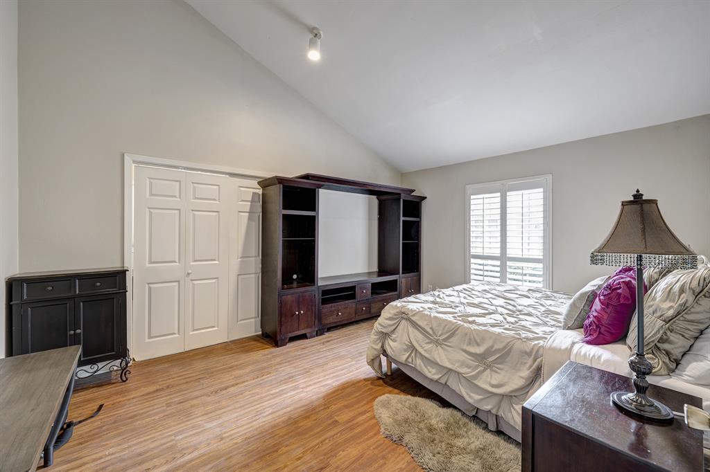 6015 Valley Forge Drive