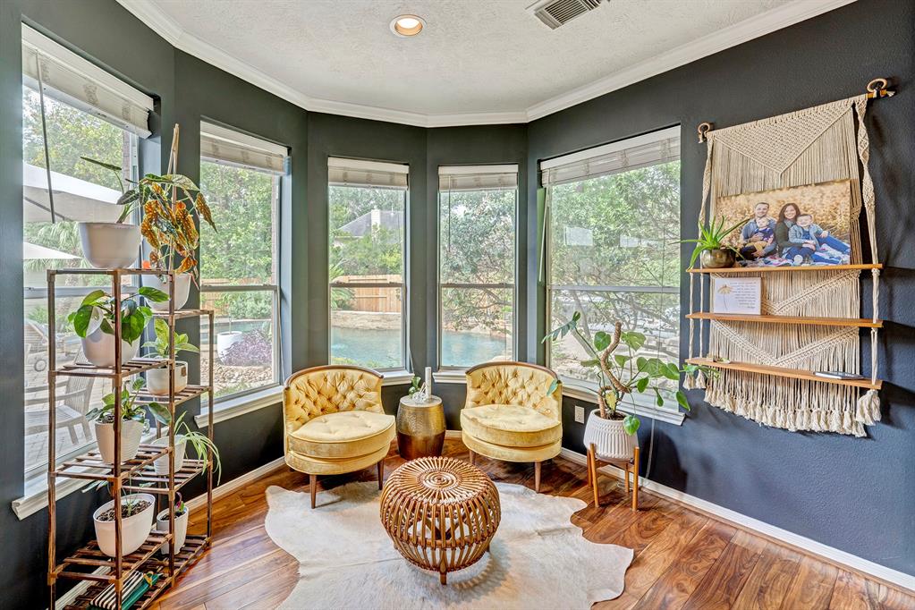 19 Split Rail Place