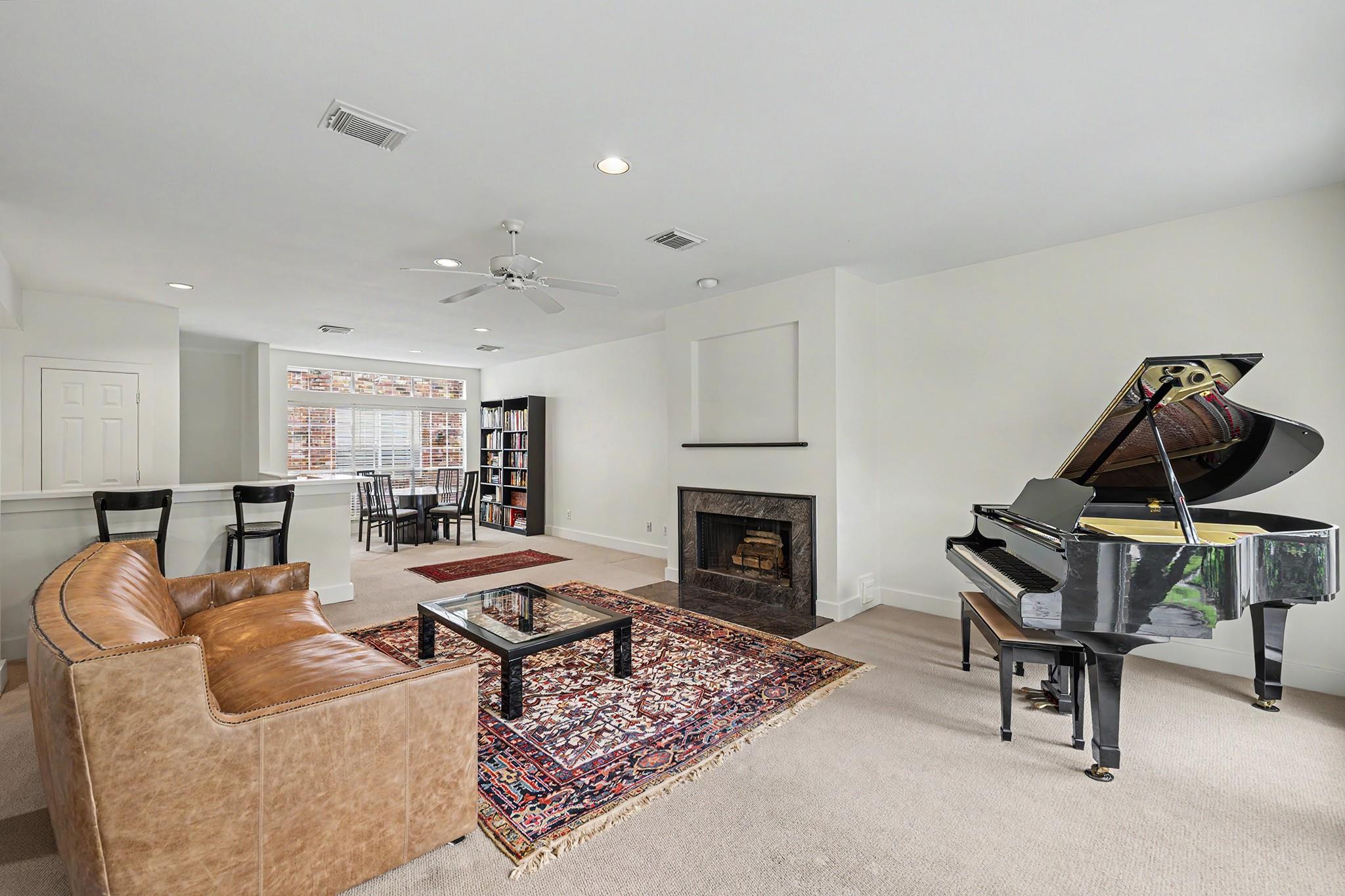 1925 Haddon Street