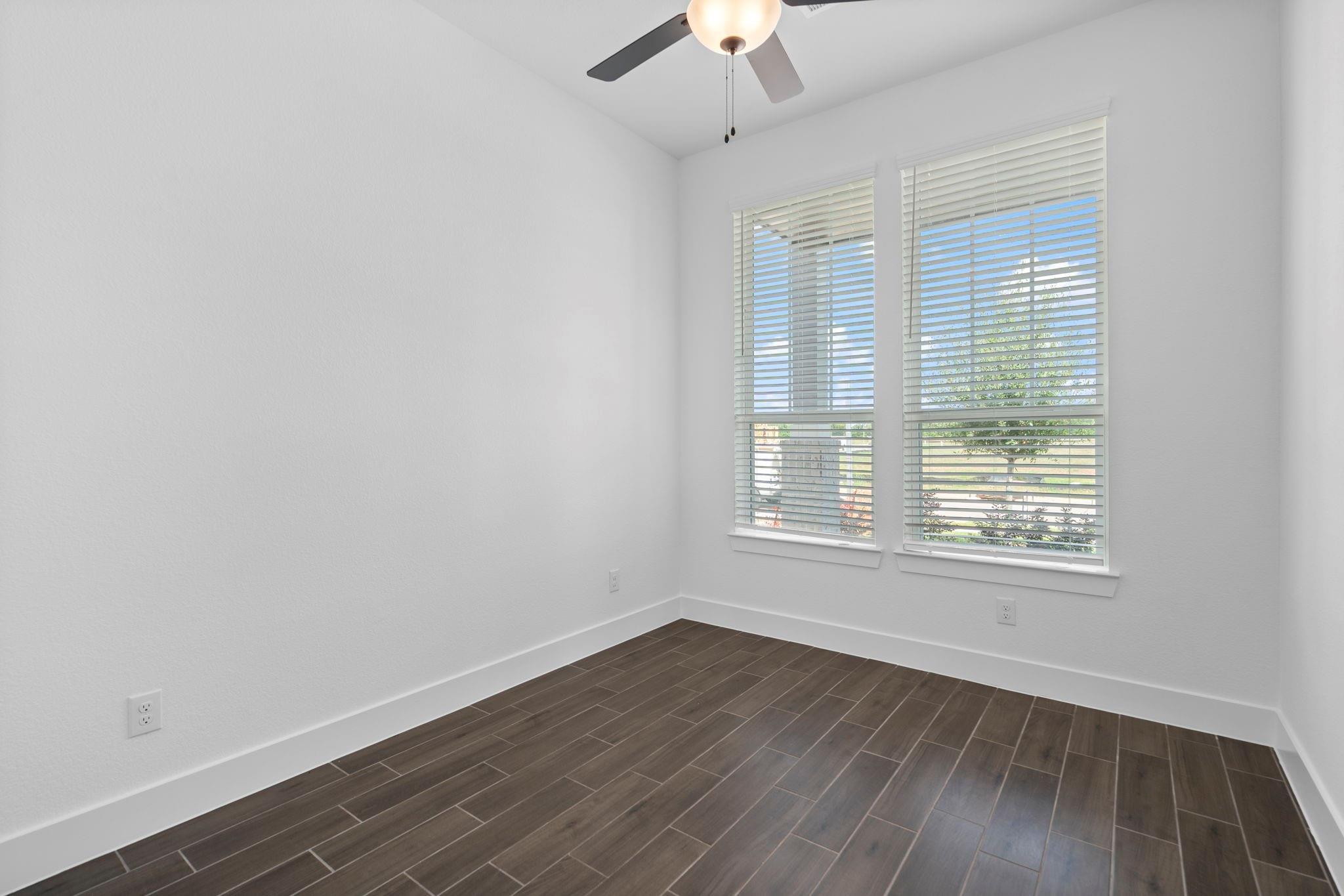 1215 Luna Drive