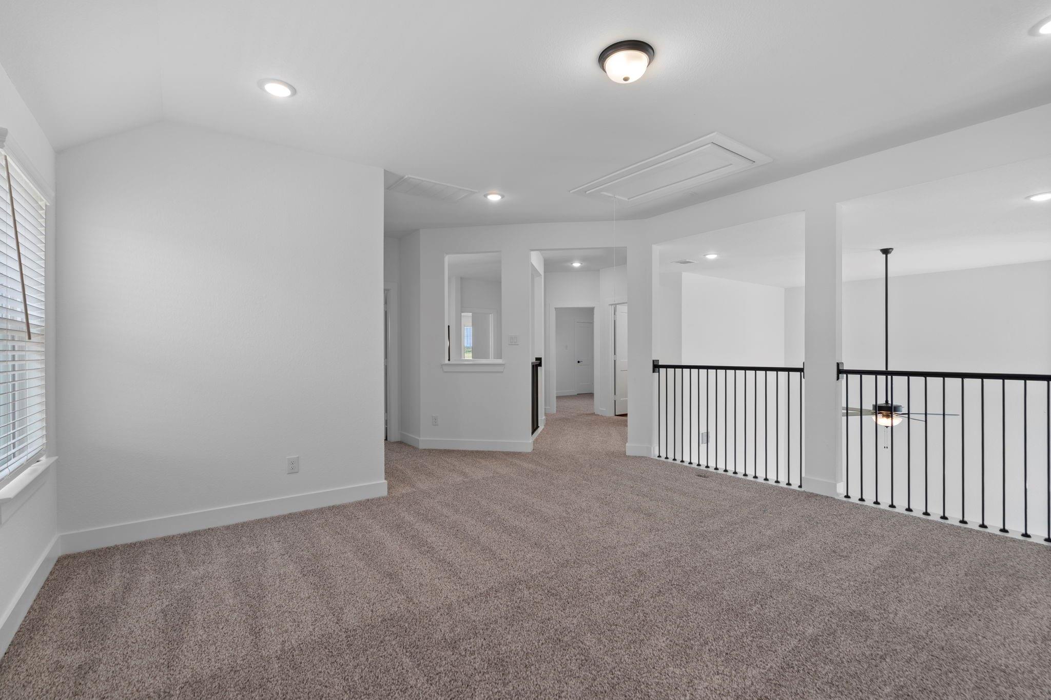 1215 Luna Drive