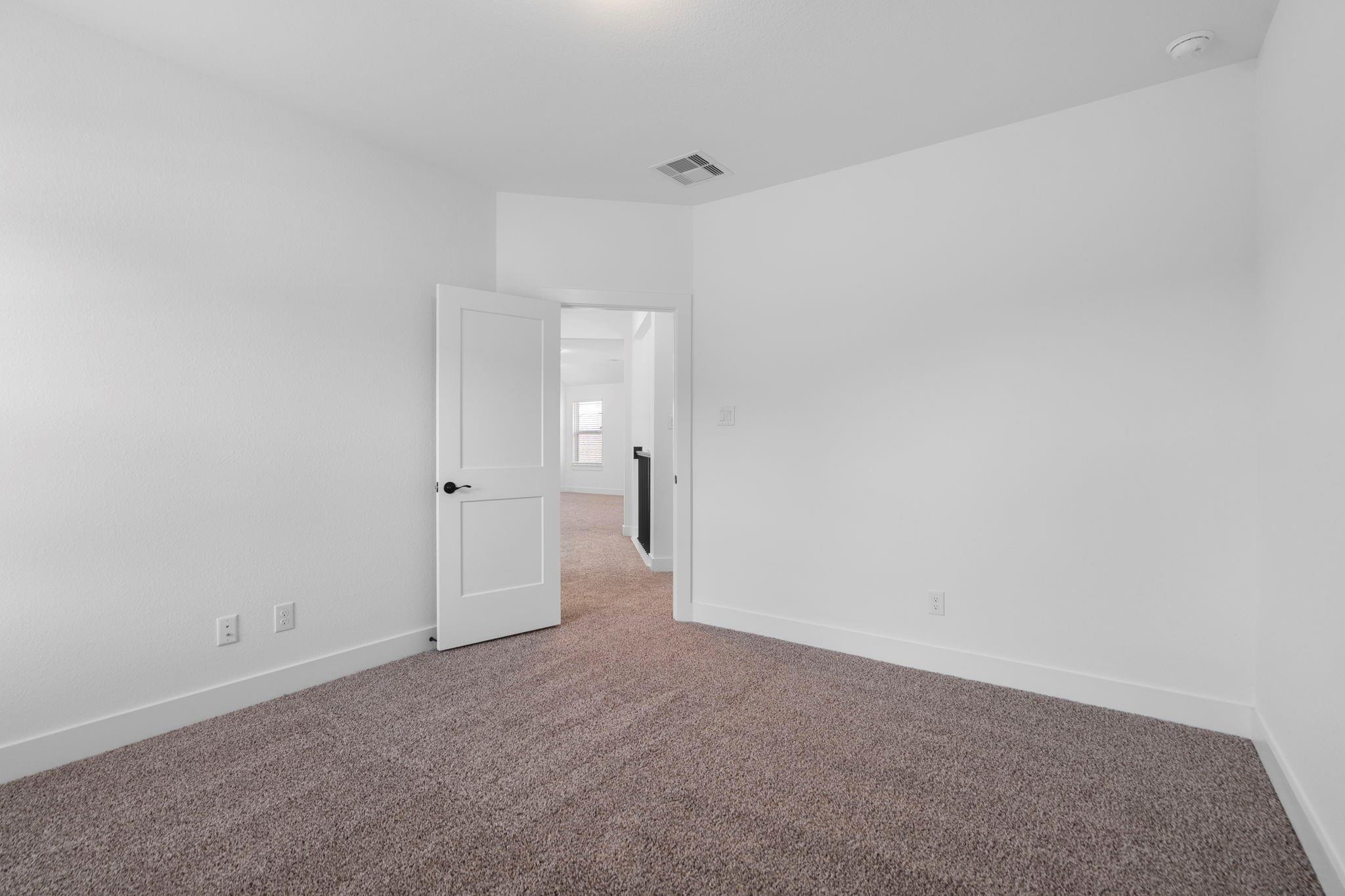 1215 Luna Drive