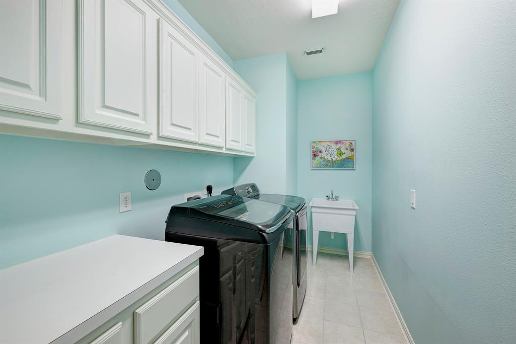 5450 Lampasas Street