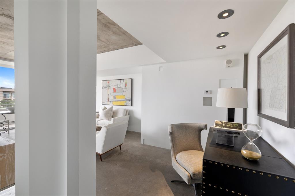 2701 Westheimer Road # 8C