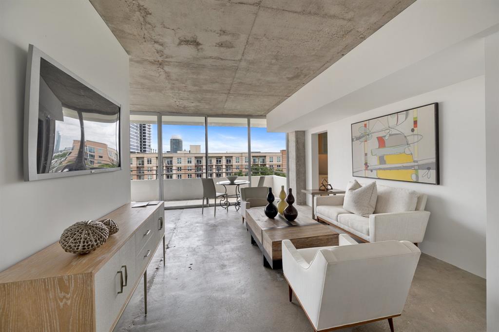 2701 Westheimer Road # 8C
