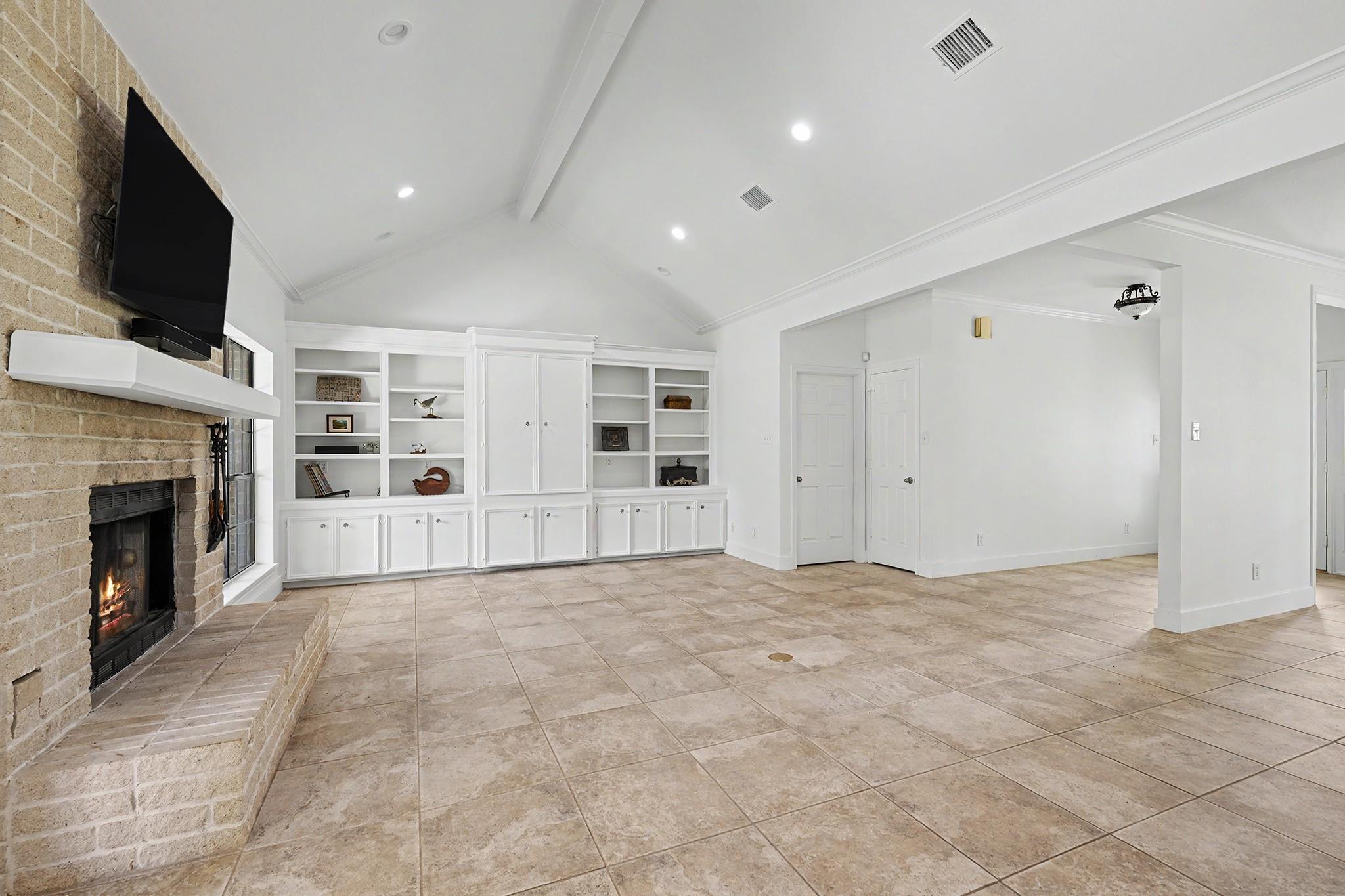 6902 Bois D Arc Lane