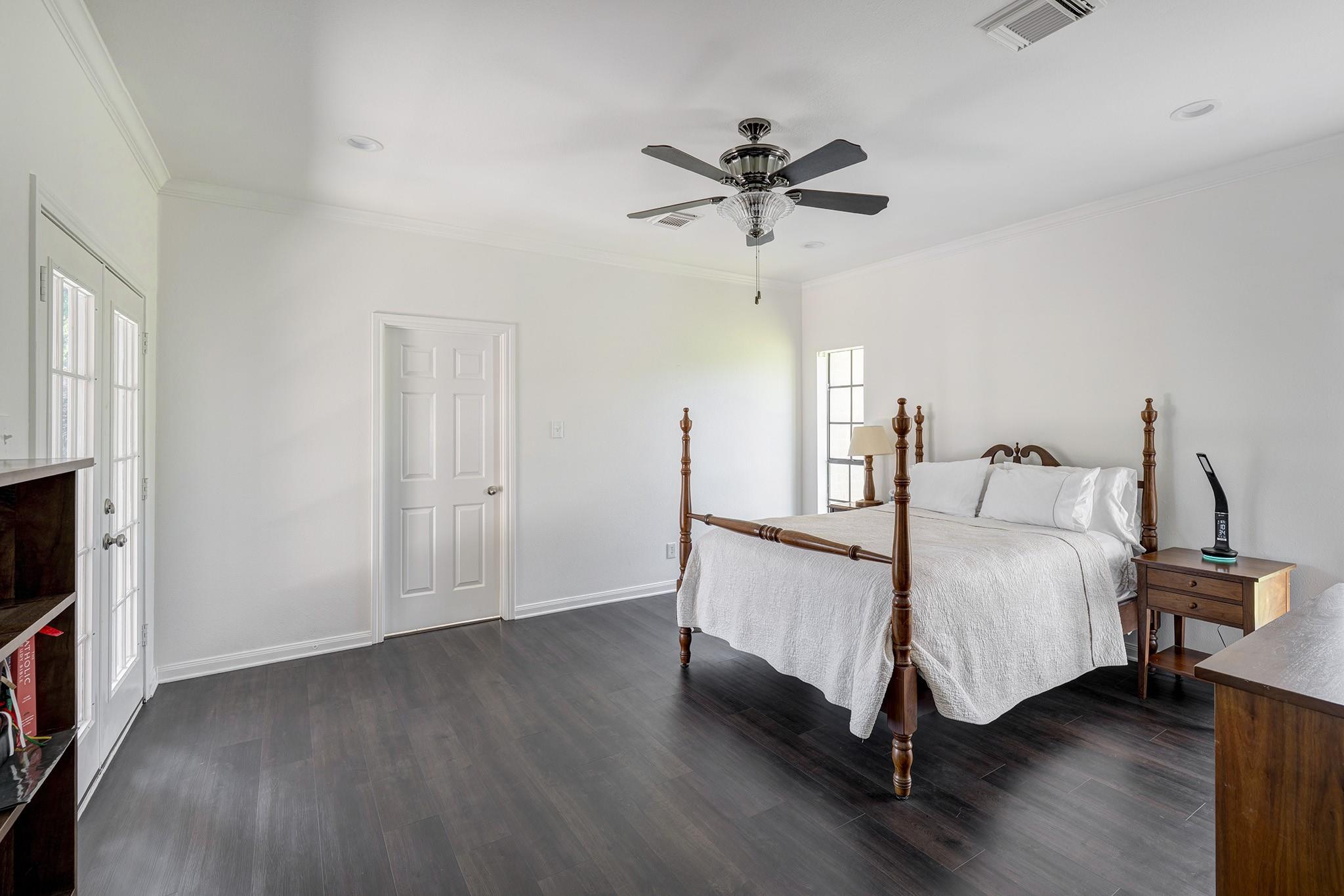 6902 Bois D Arc Lane