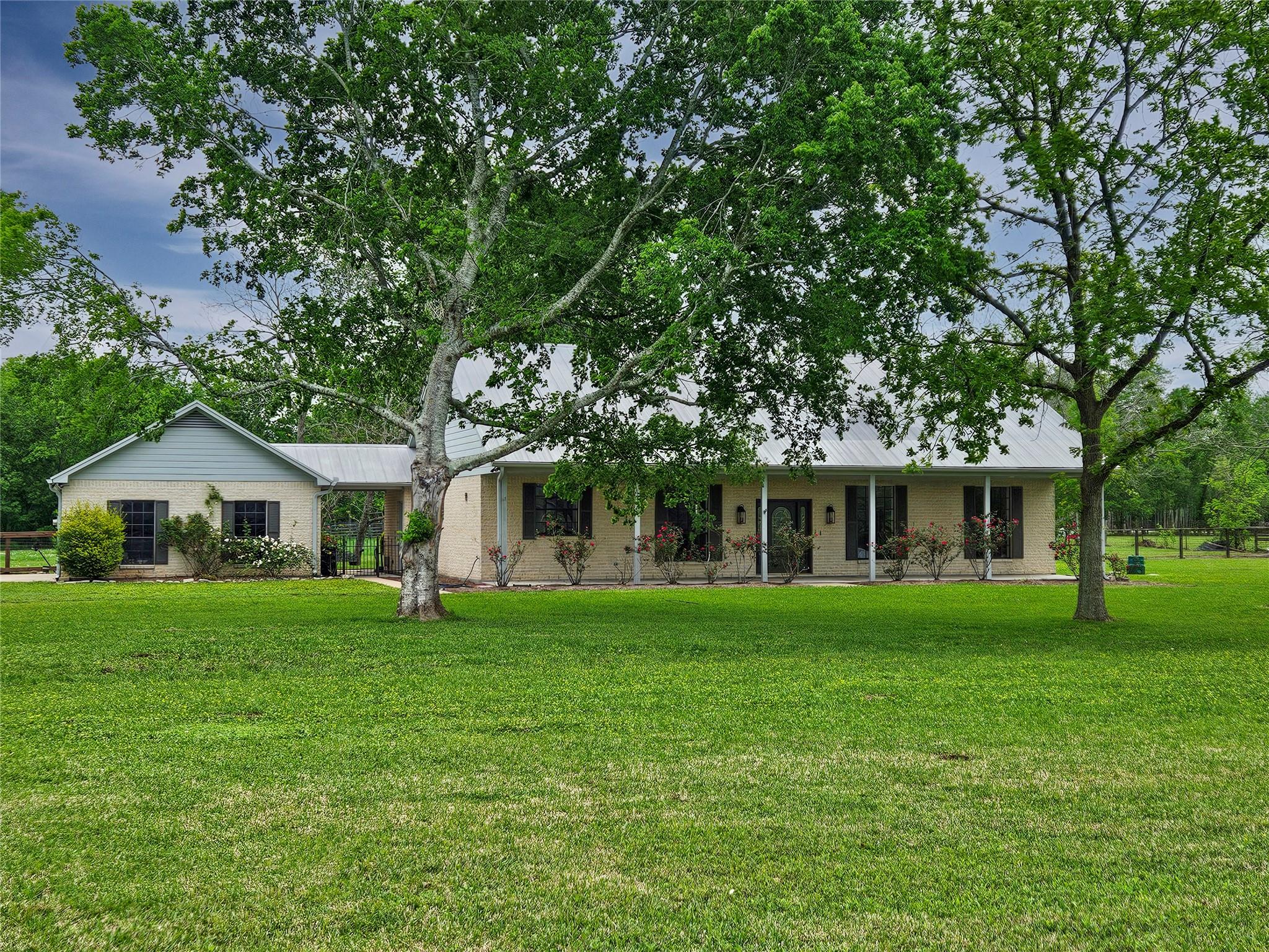 6902 Bois D Arc Lane