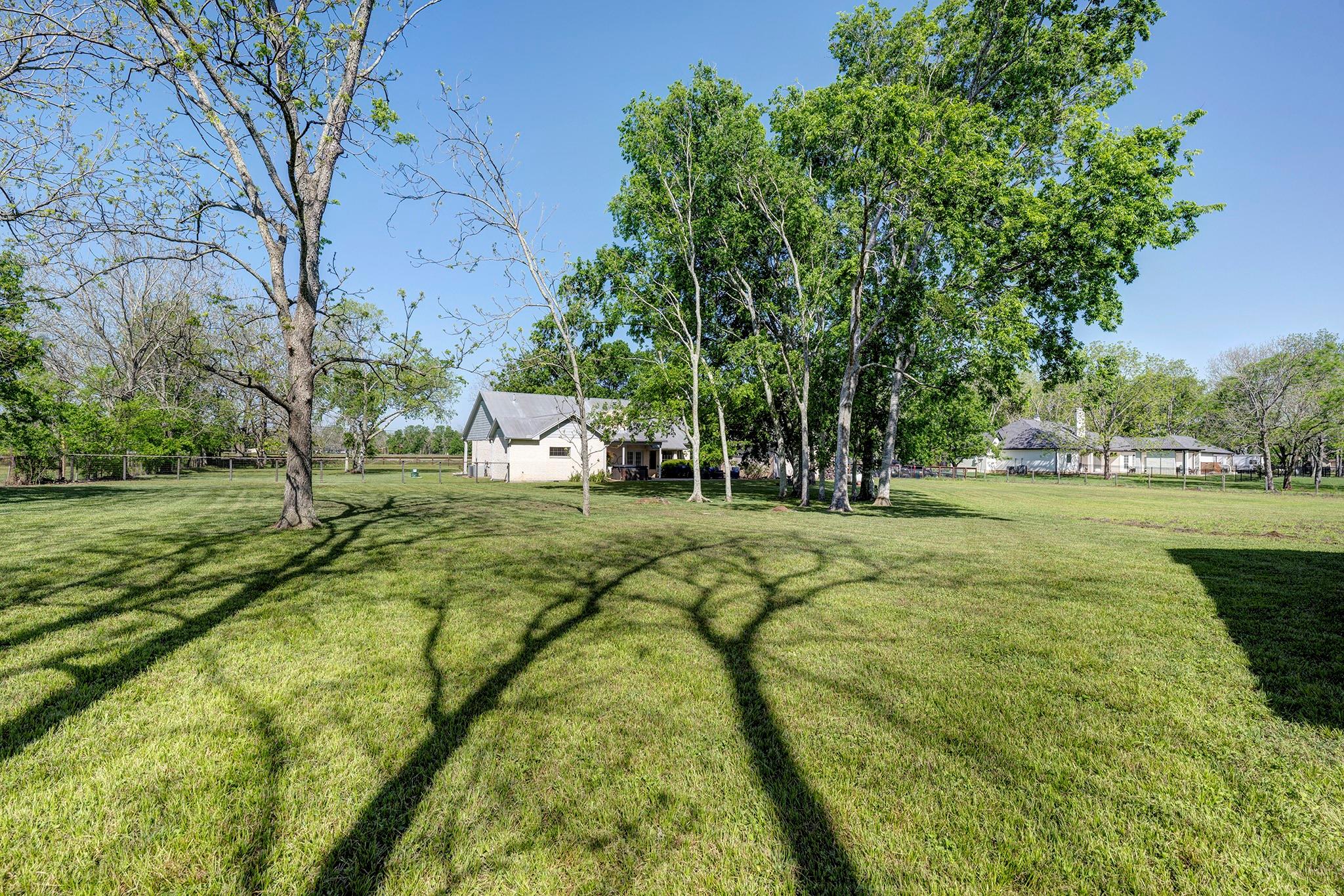 6902 Bois D Arc Lane