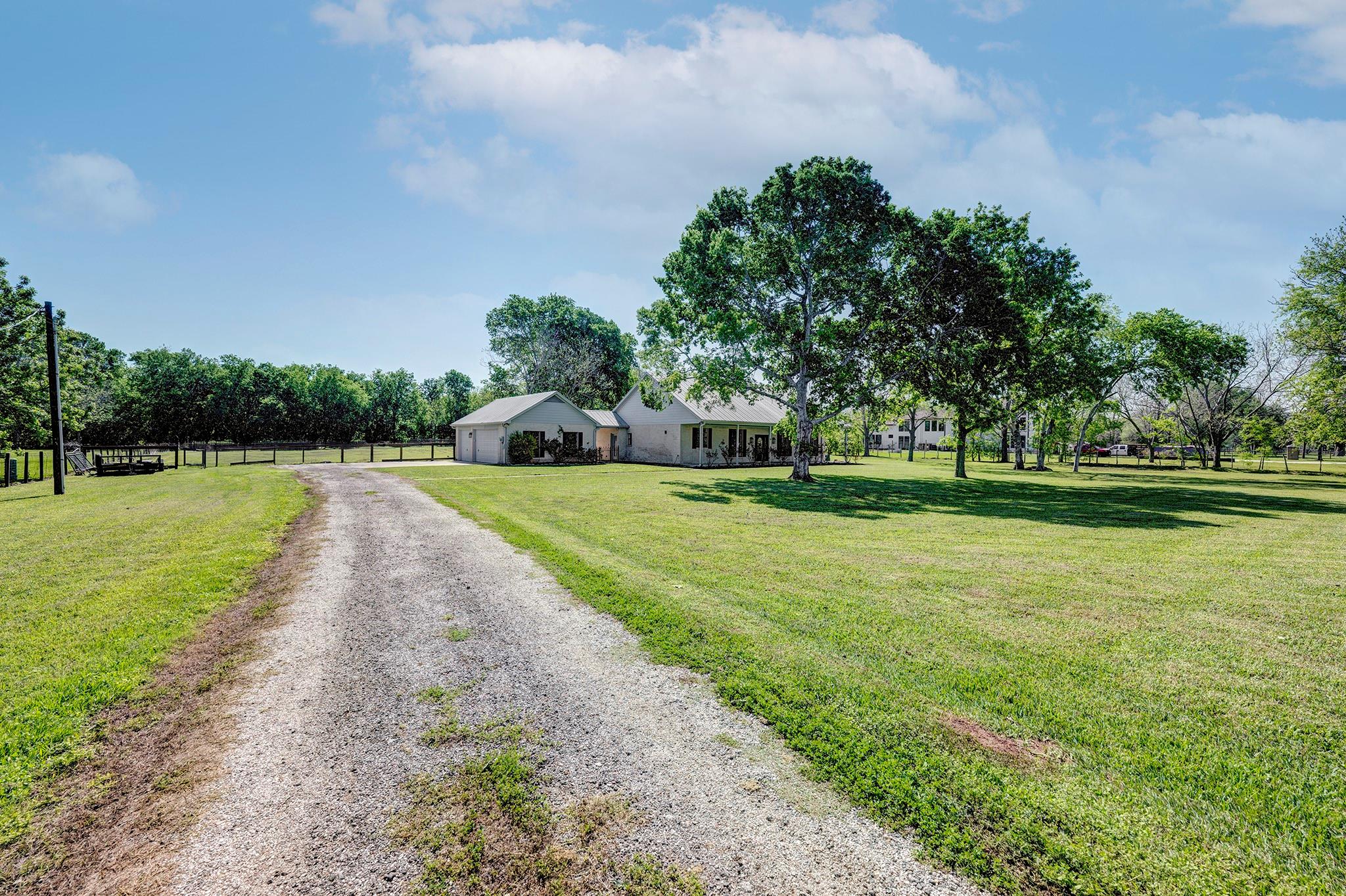 6902 Bois D Arc Lane