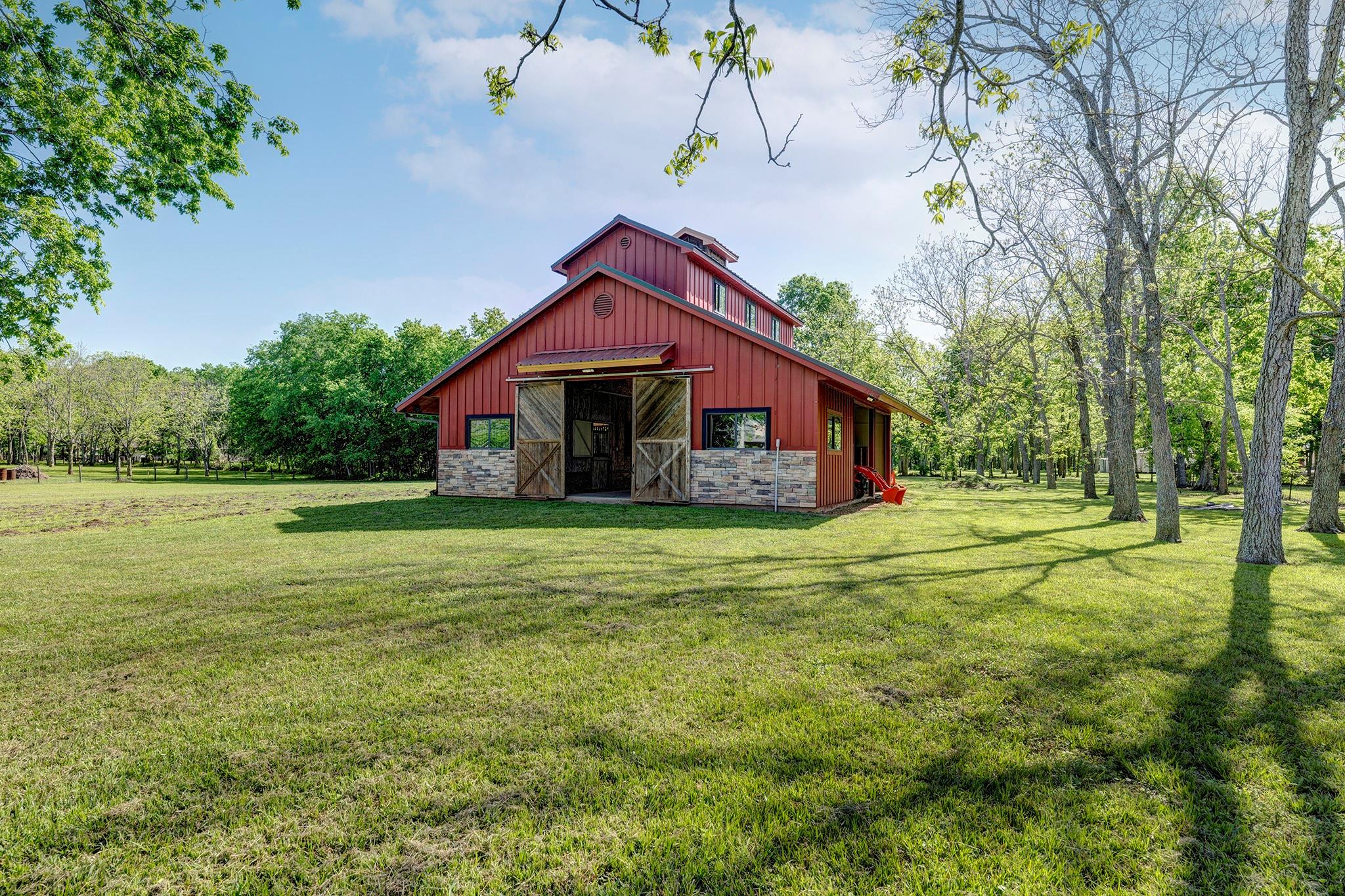 6902 Bois D Arc Lane