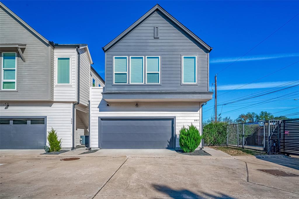 302 Cyclamen Street