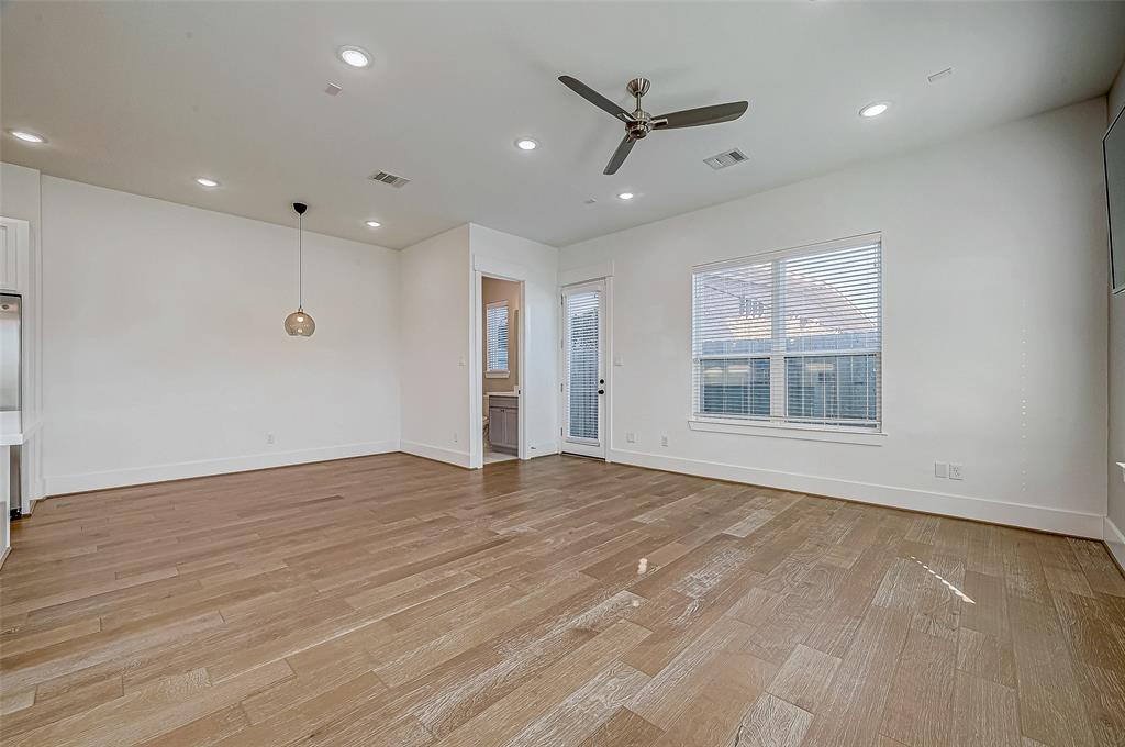 302 Cyclamen Street