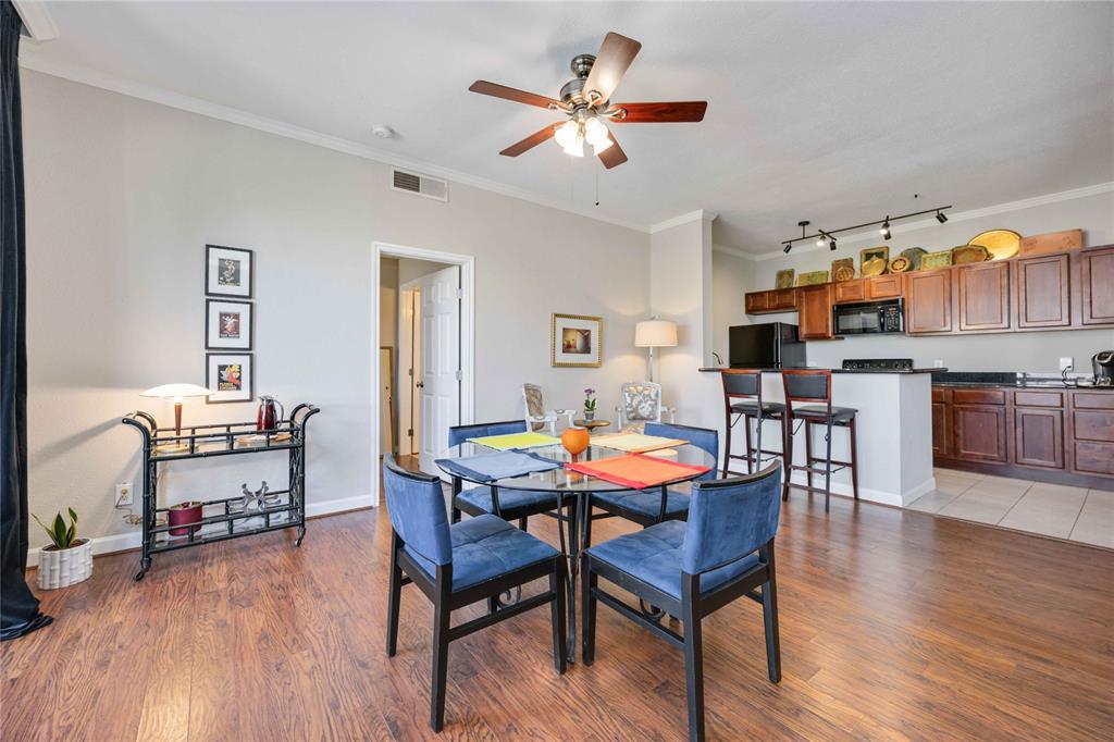 4515 Briar Hollow Place # 308