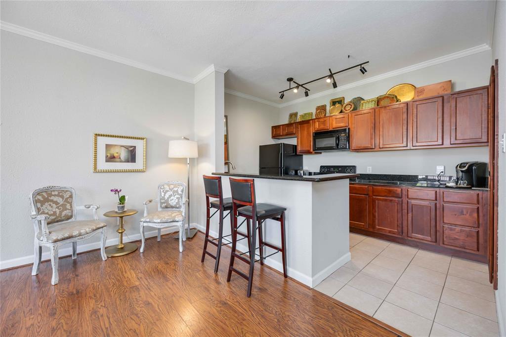 4515 Briar Hollow Place # 308