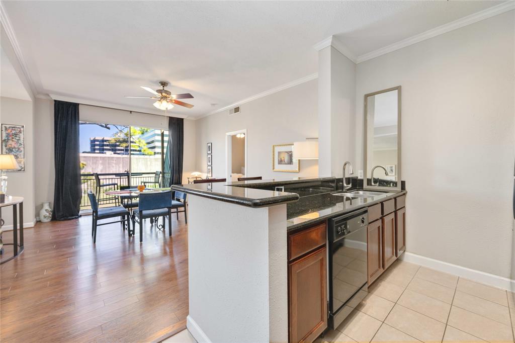 4515 Briar Hollow Place # 308