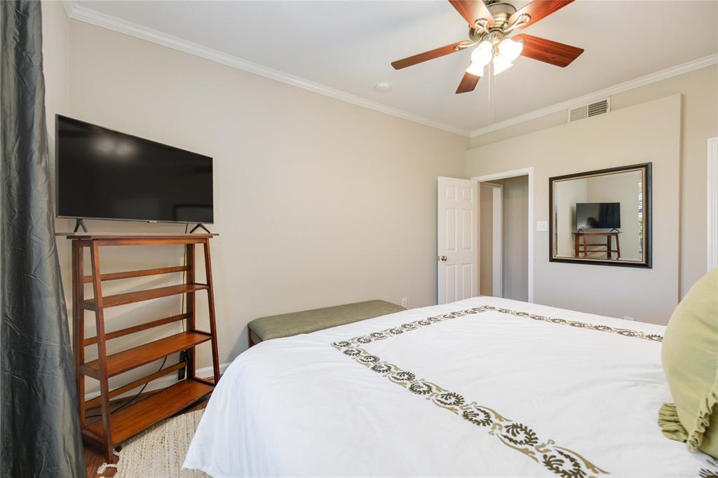 4515 Briar Hollow Place # 308