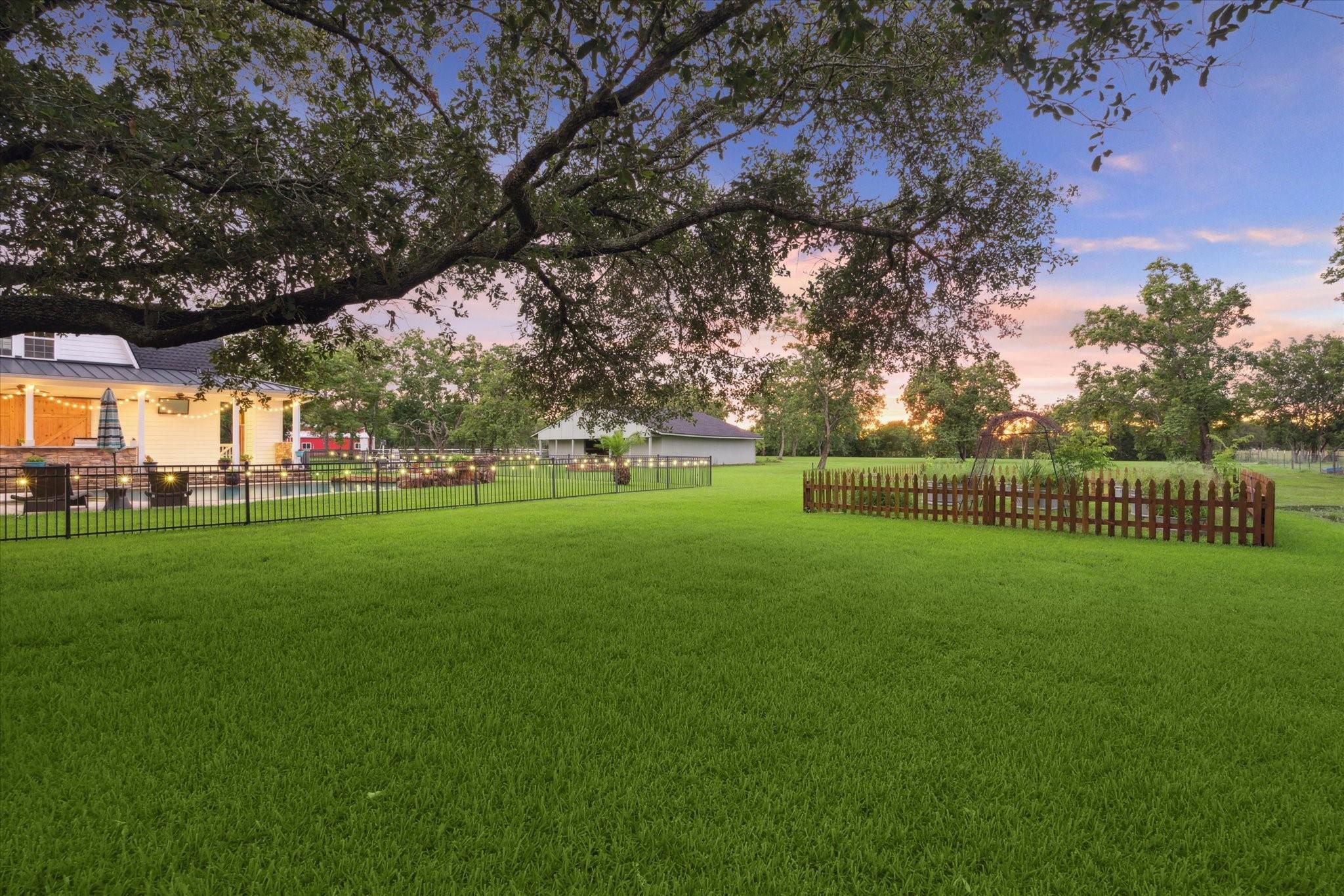 1508 Falling Leaf Drive