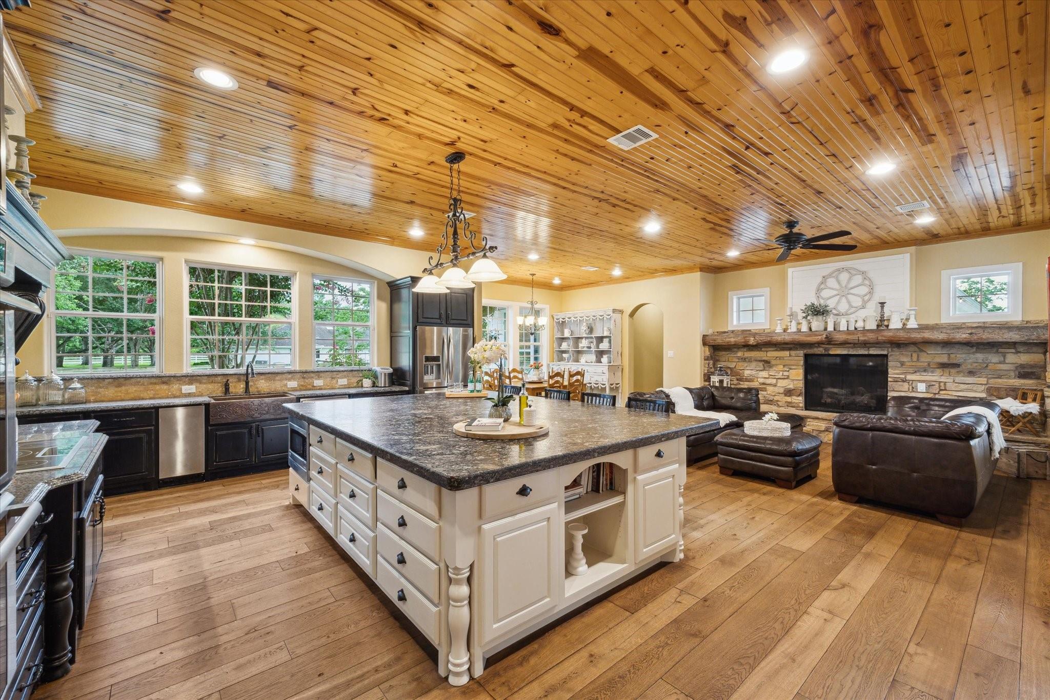 1508 Falling Leaf Drive