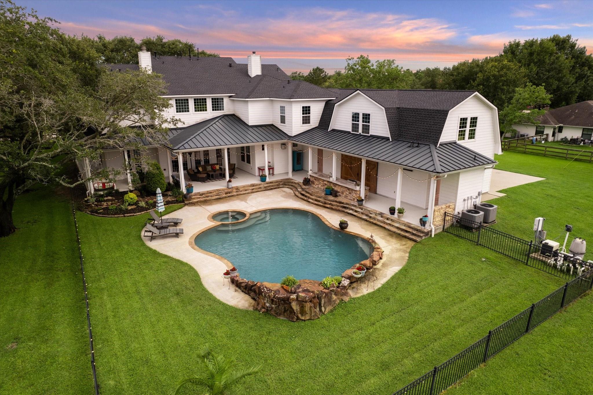 1508 Falling Leaf Drive