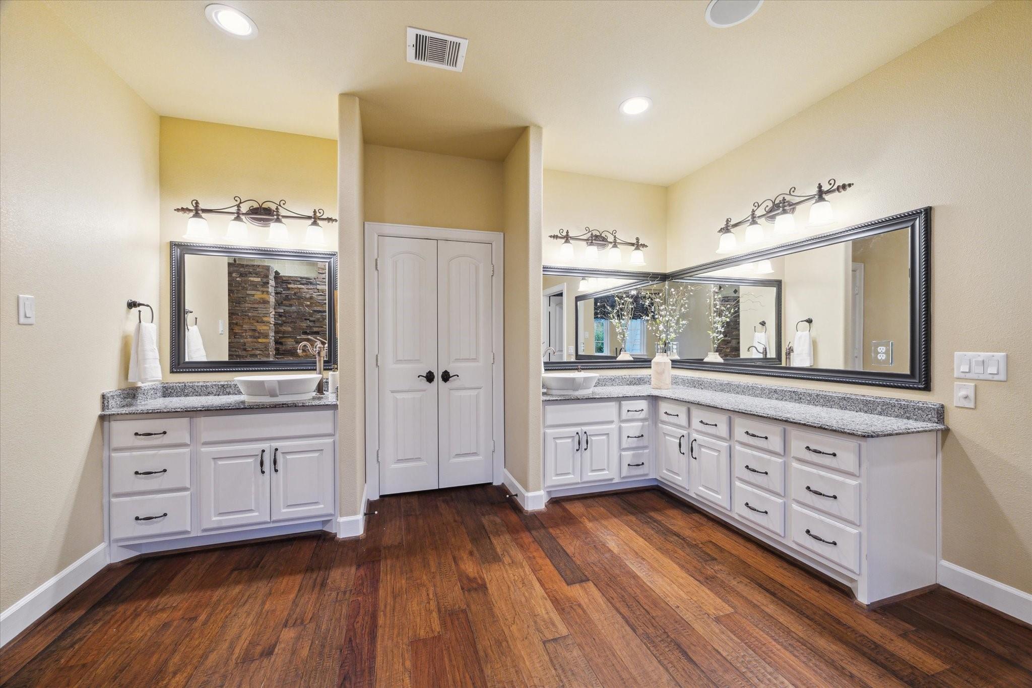 1508 Falling Leaf Drive