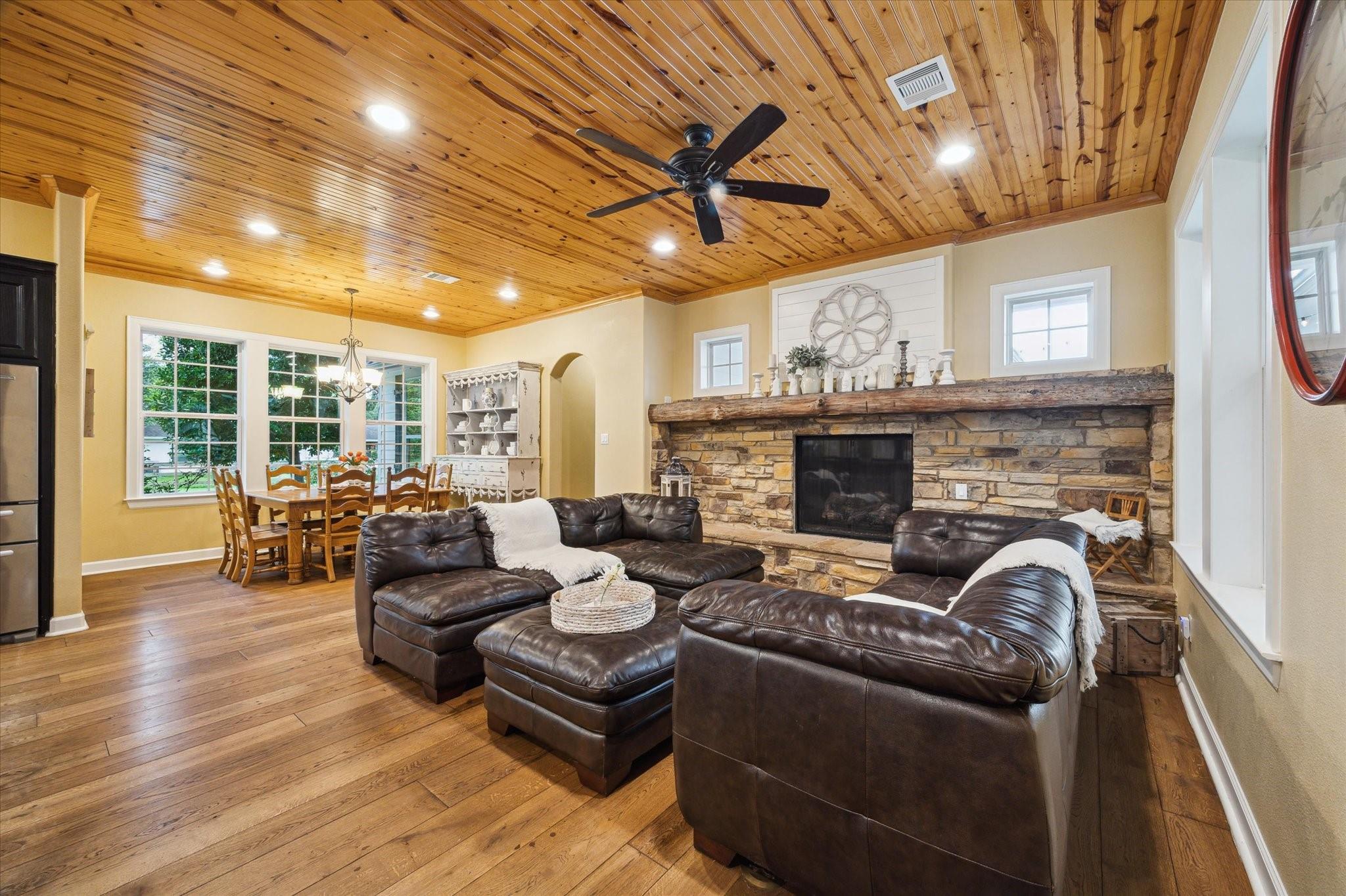 1508 Falling Leaf Drive