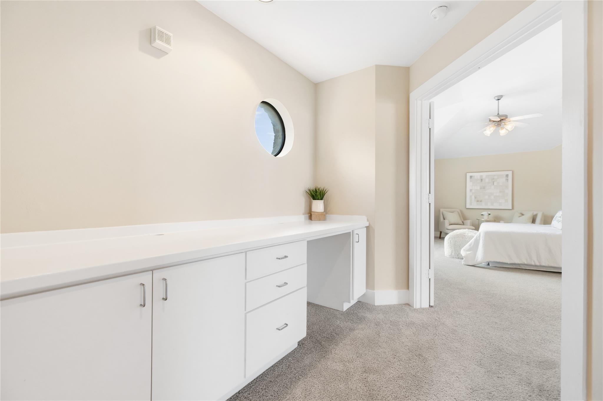 718 W 22nd Street Unit: E