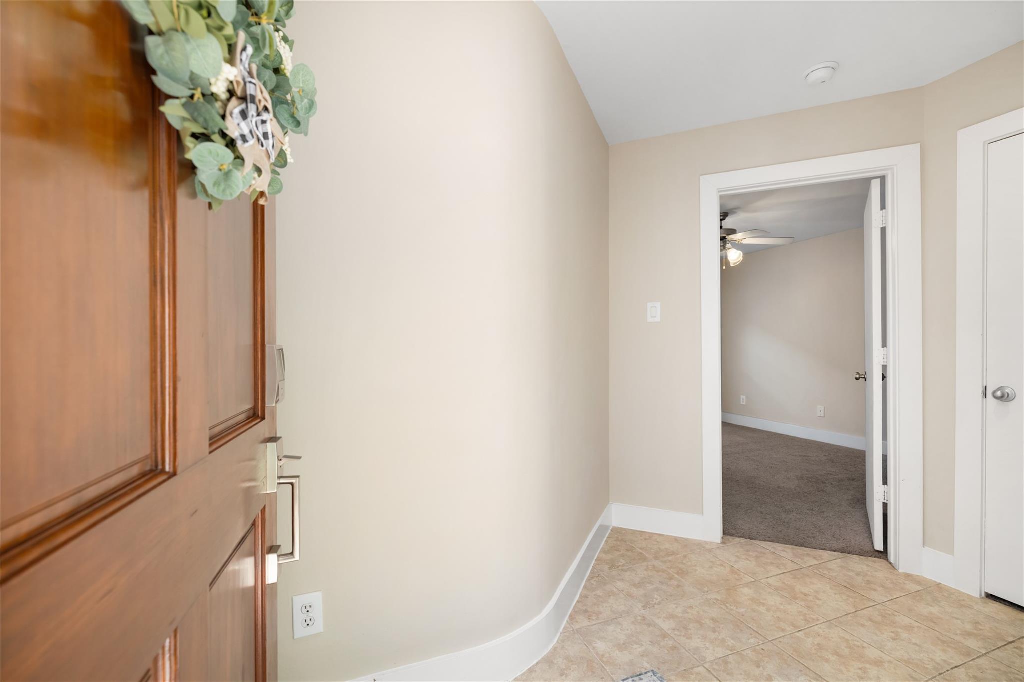 718 W 22nd Street Unit: E