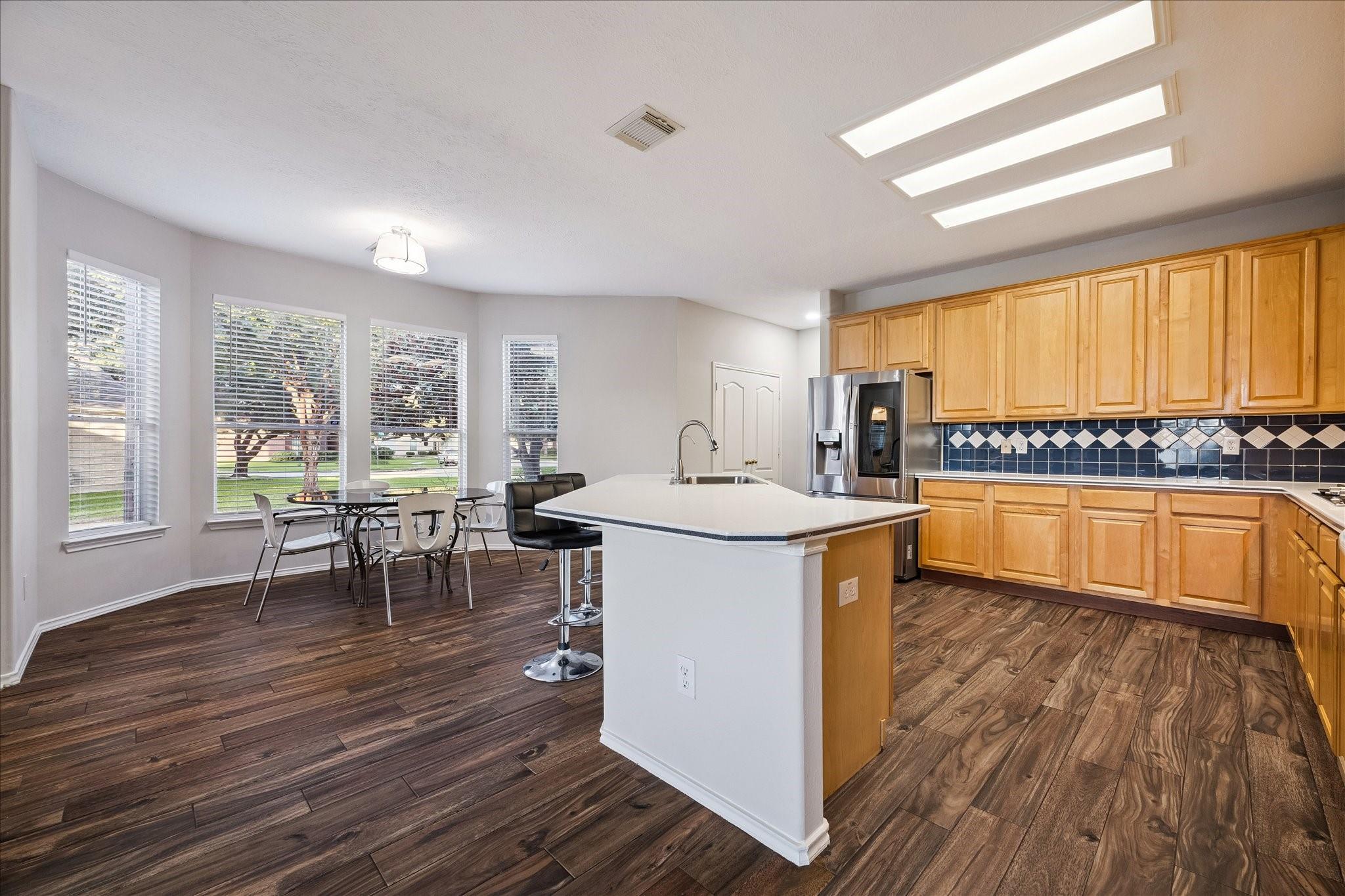 8503 Beacon Bend Lane