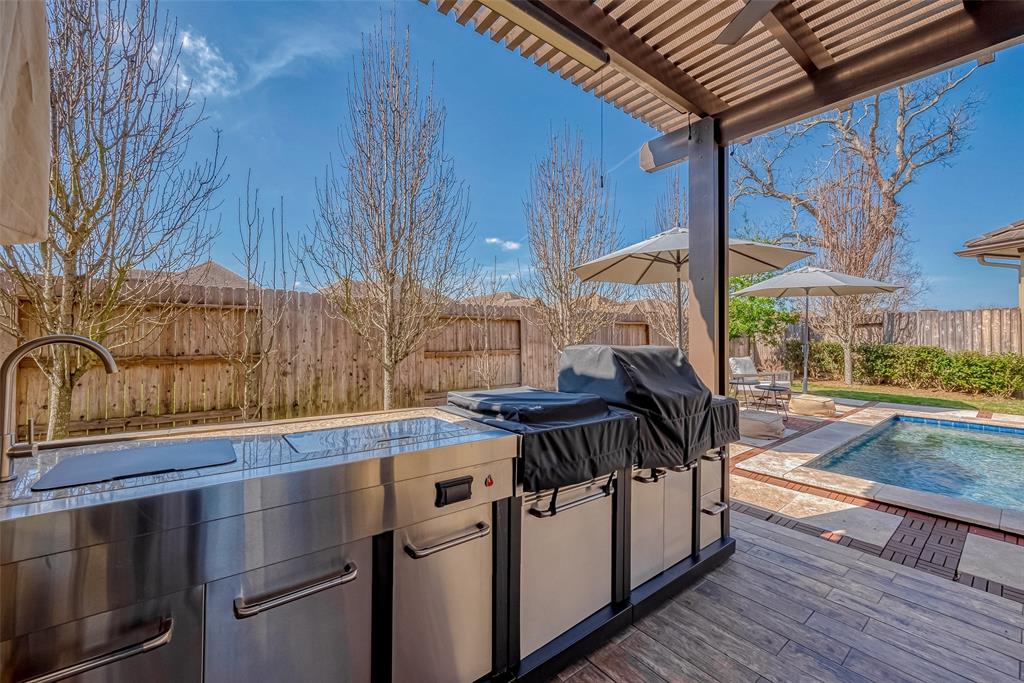 5123 Wheaton Park Drive