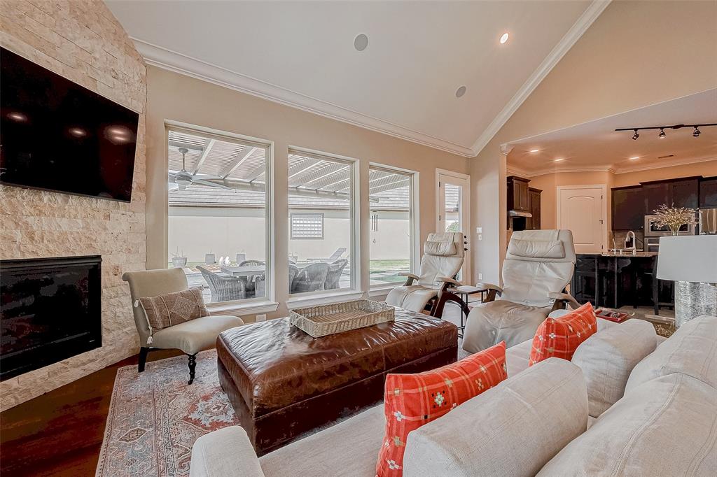 5123 Wheaton Park Drive