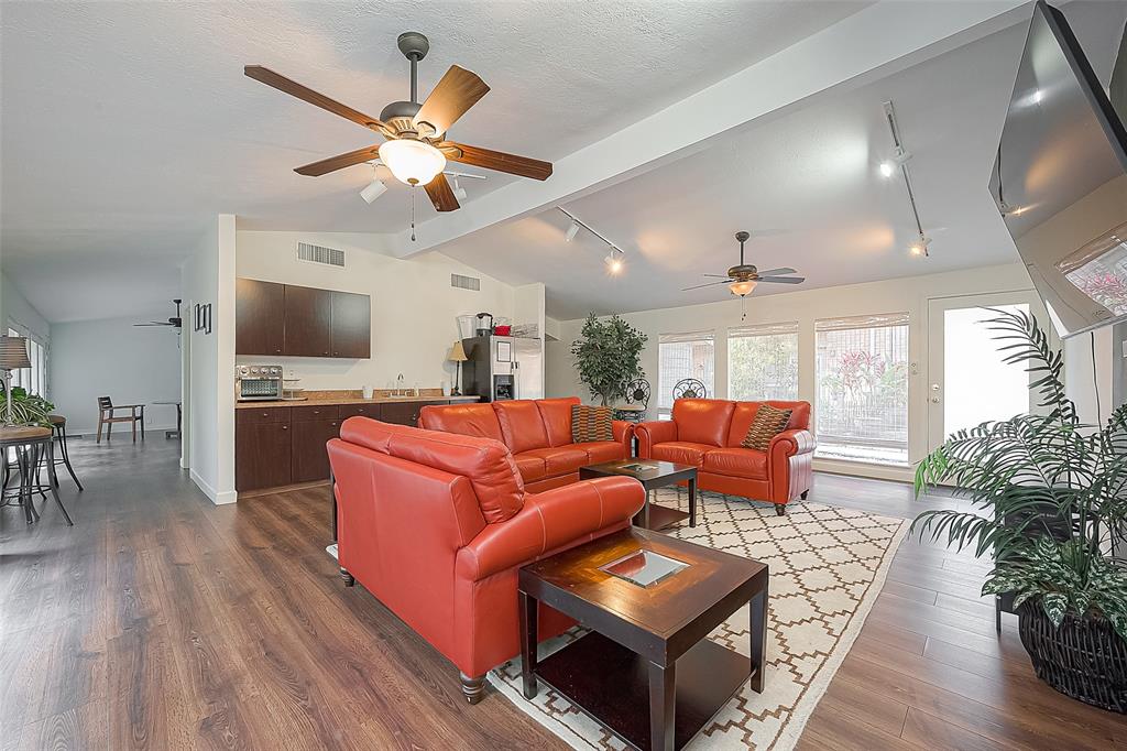 3944 W Alabama Street # 8