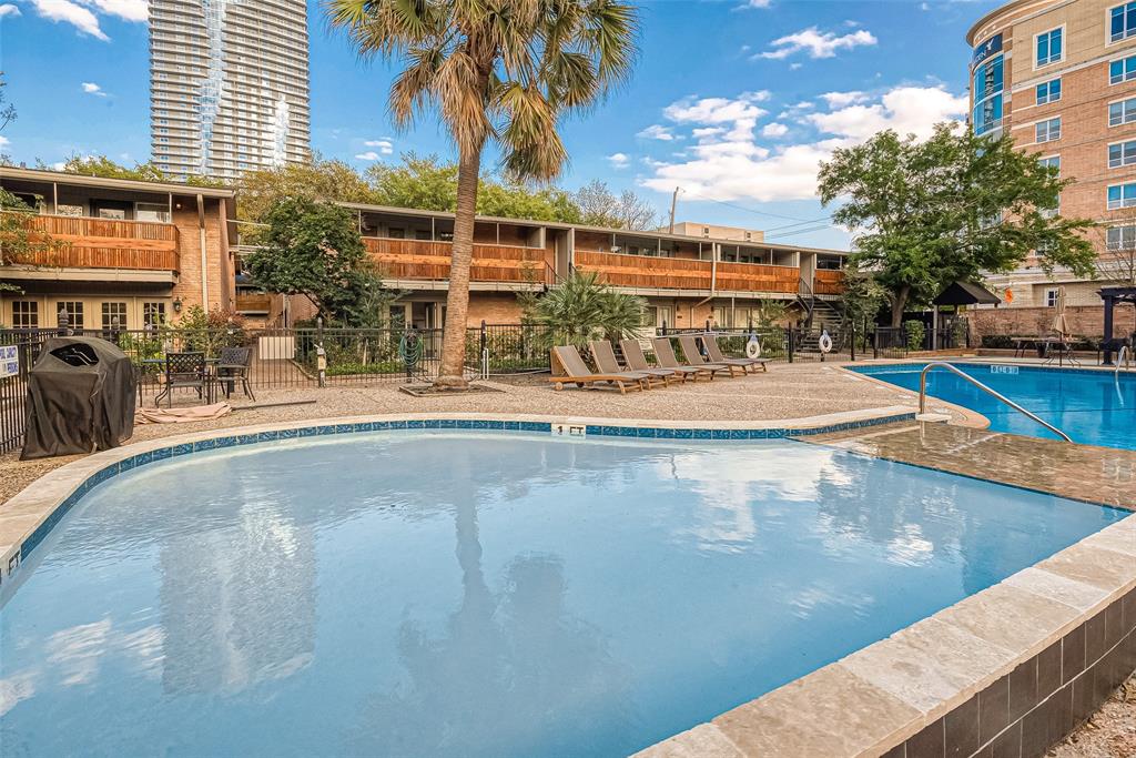 3944 W Alabama Street # 8