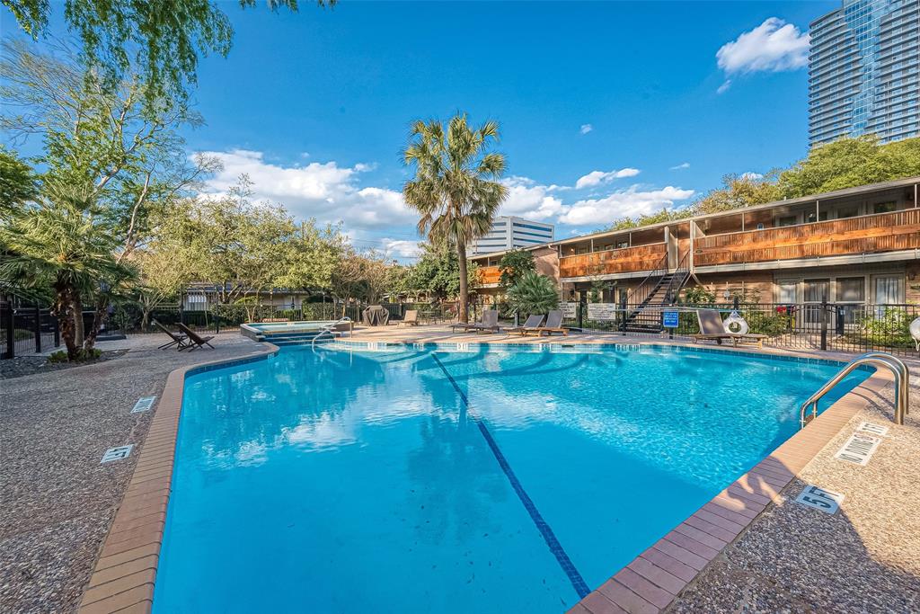 3944 W Alabama Street # 8