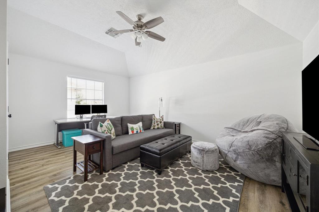 11226 Satin Tail Lane