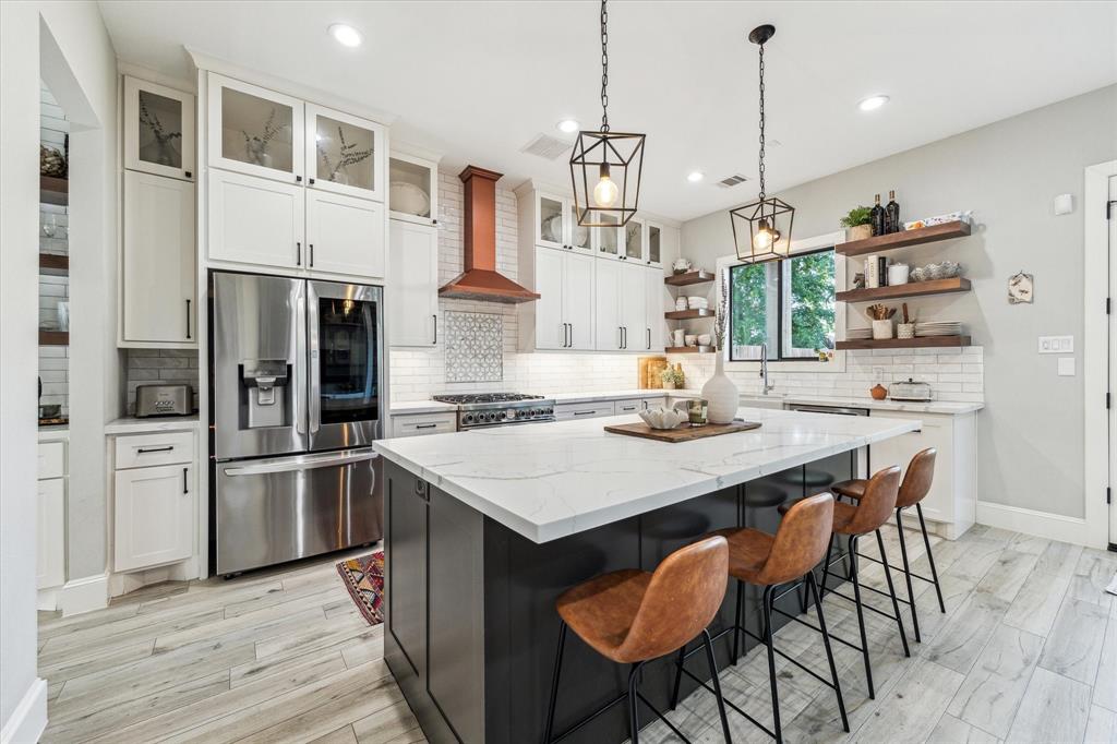 1814 Saxon Drive