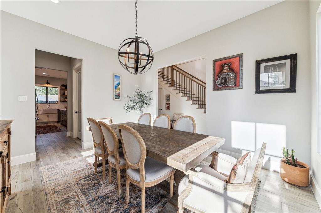 1814 Saxon Drive