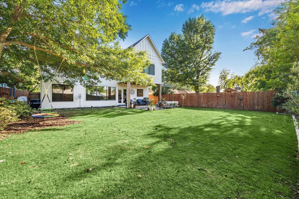 1814 Saxon Drive