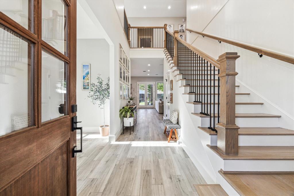 1814 Saxon Drive