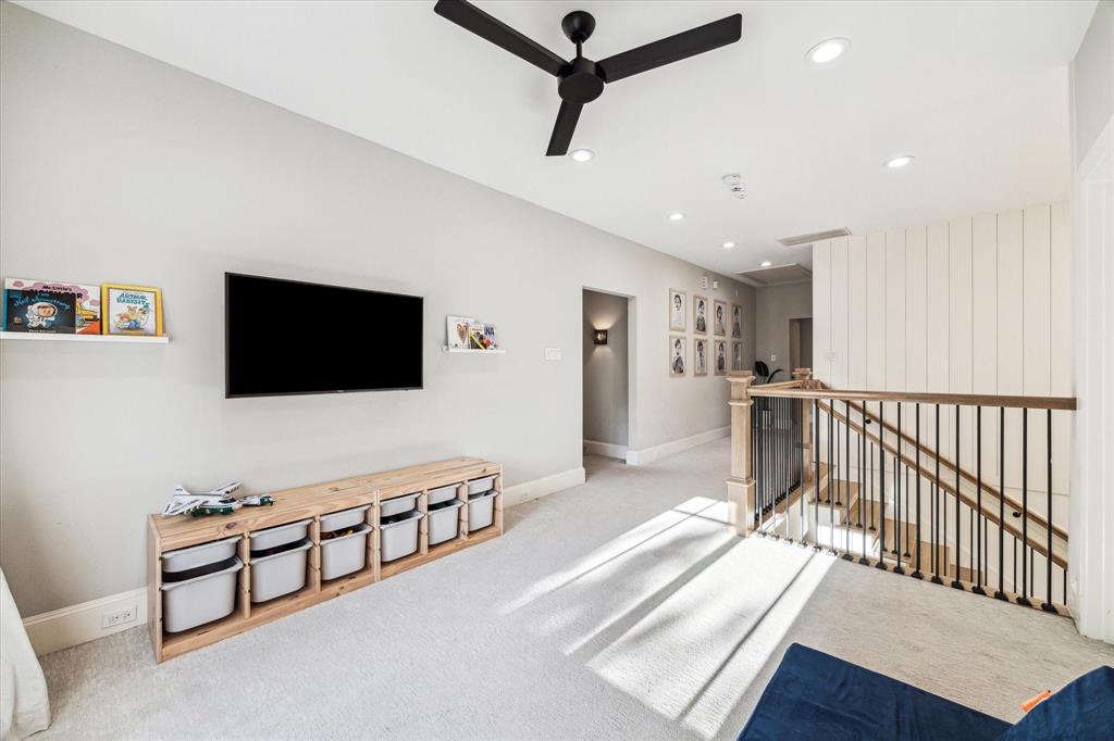 1814 Saxon Drive